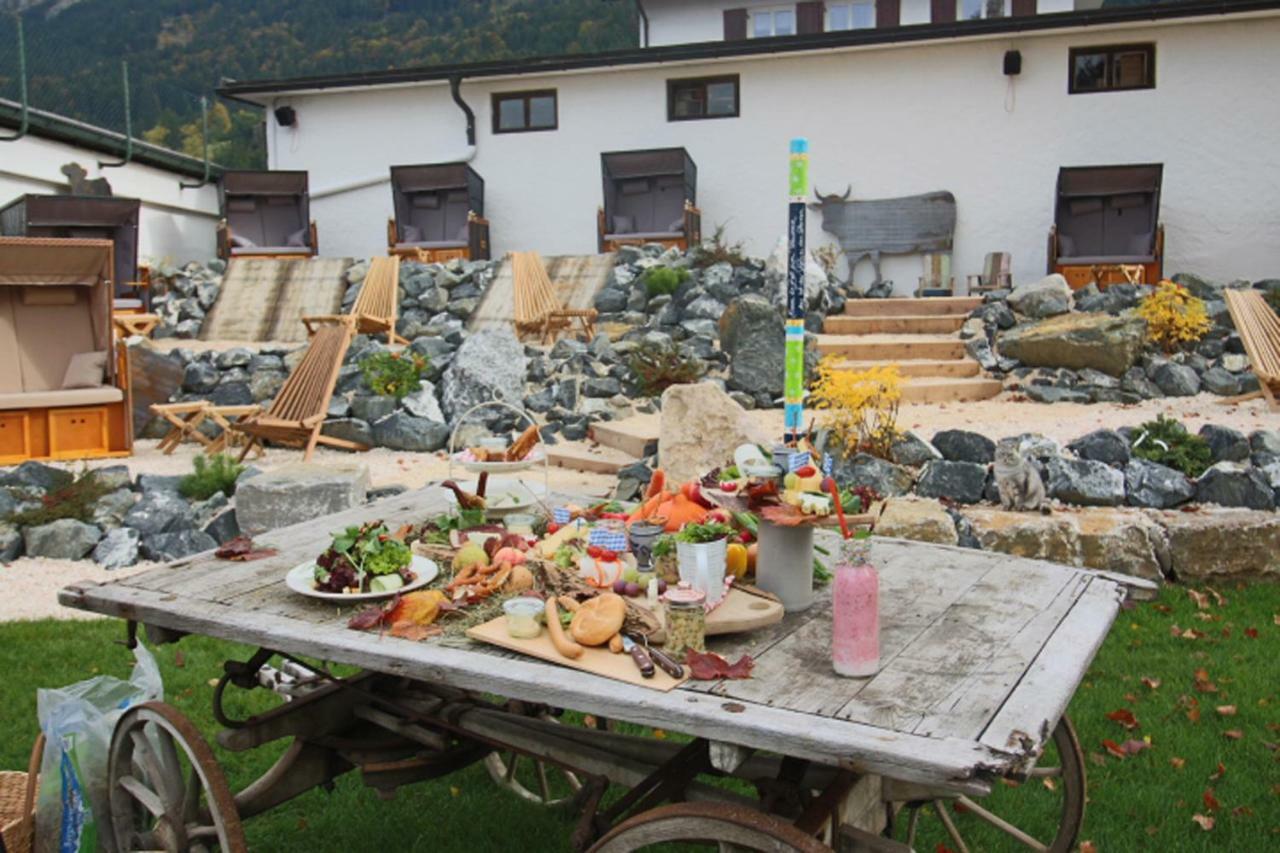 Zur Gluecklichen Kuh Herberg Oberstdorf